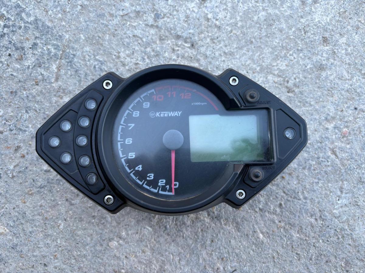 Velocimetro RKS 125 13466 Km tacometro