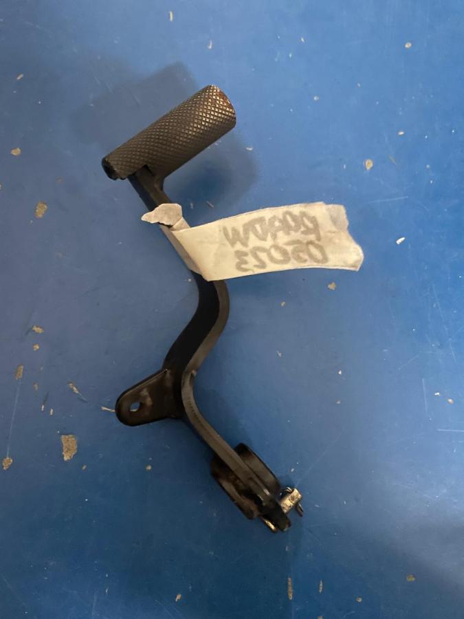 Pedal freno trasero Daelim Roadwin 125