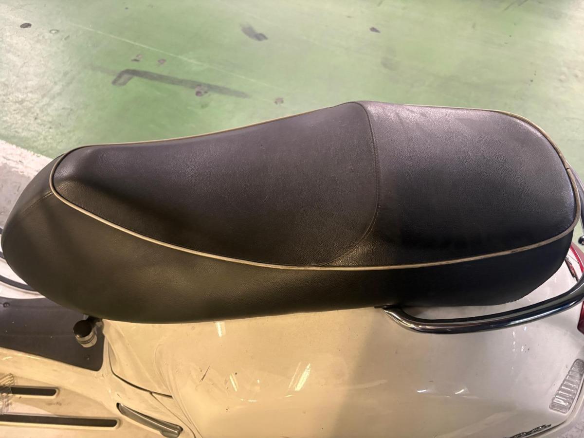 Asiento Vespa GTS 300