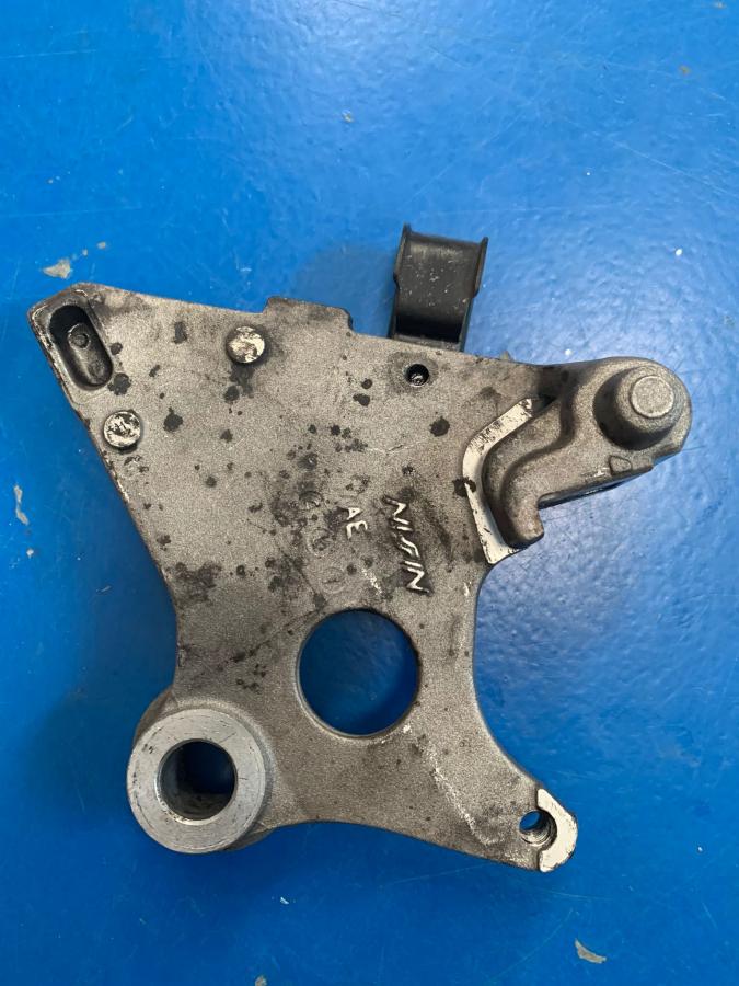 Soporte pinza freno Hornet 600