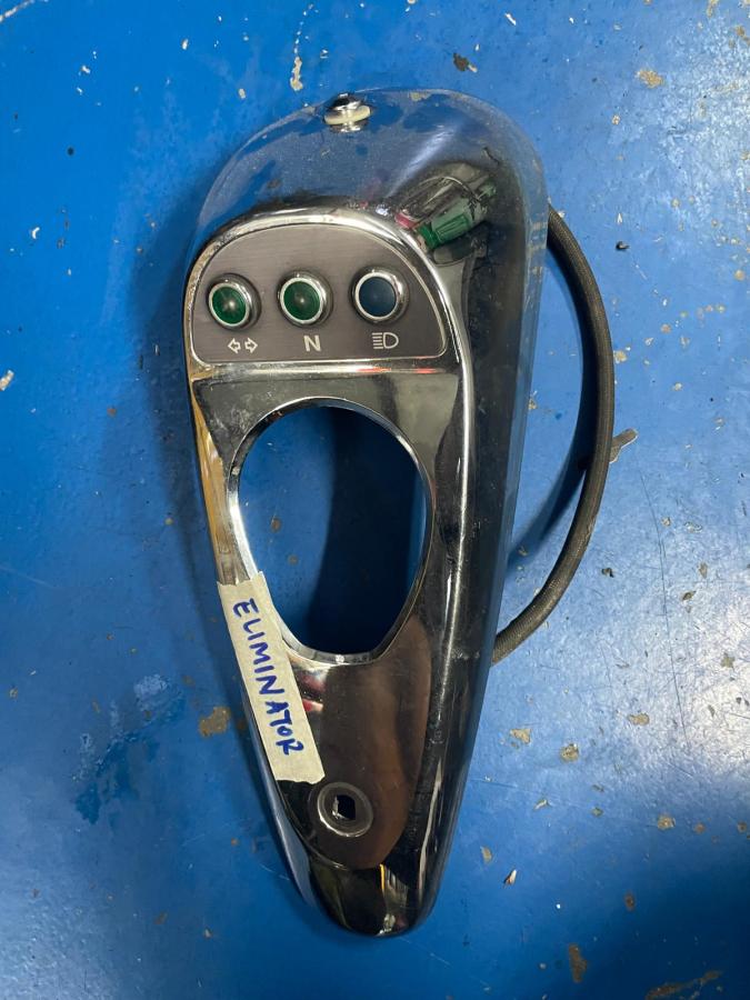 Embellecedor deposito Eliminator 125