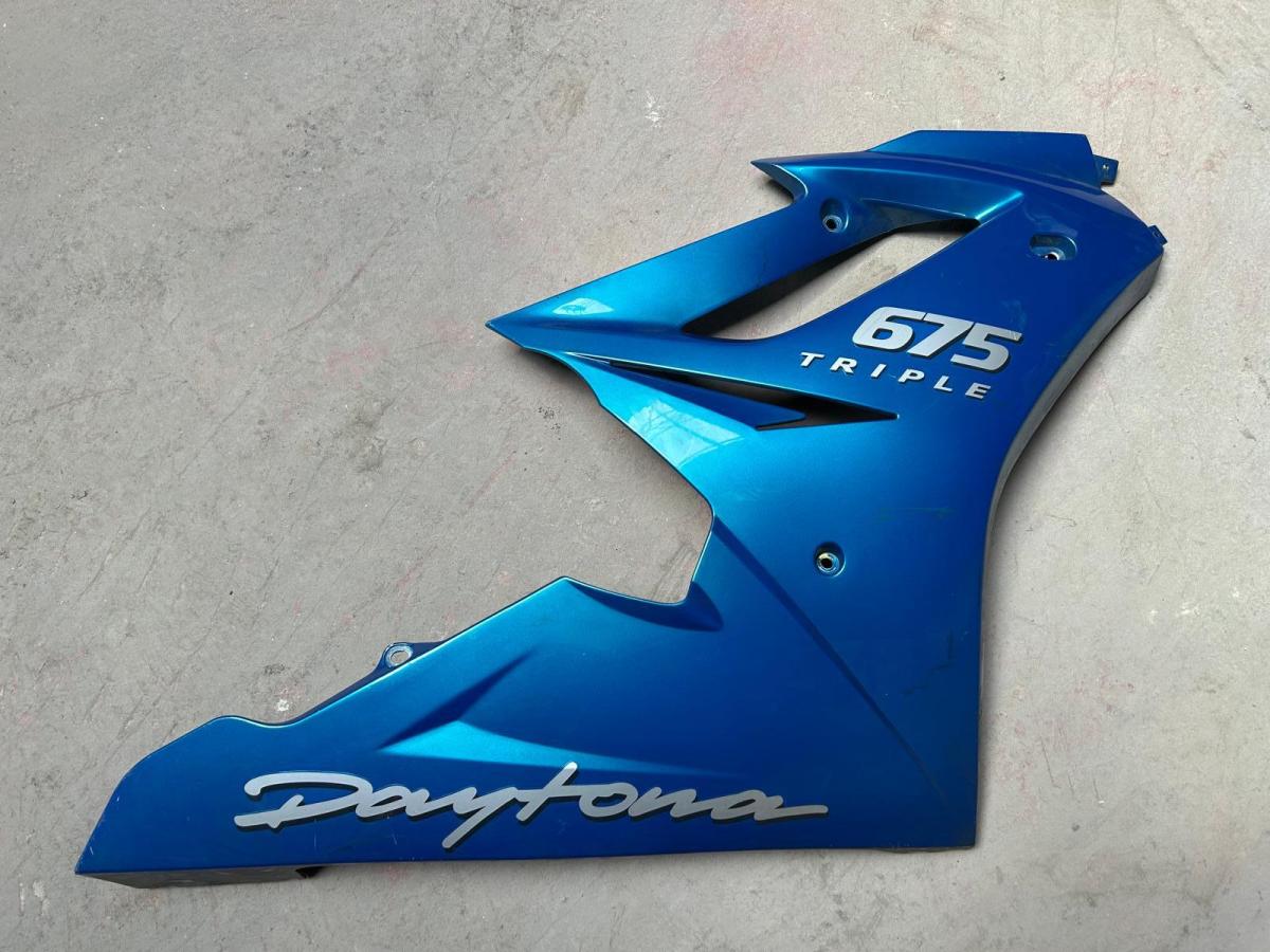 Carenado derecho Daytona 675 lateral