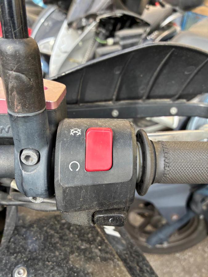 Piña derecha (conmutador) de Kawasaki Versys 650 2015-2018