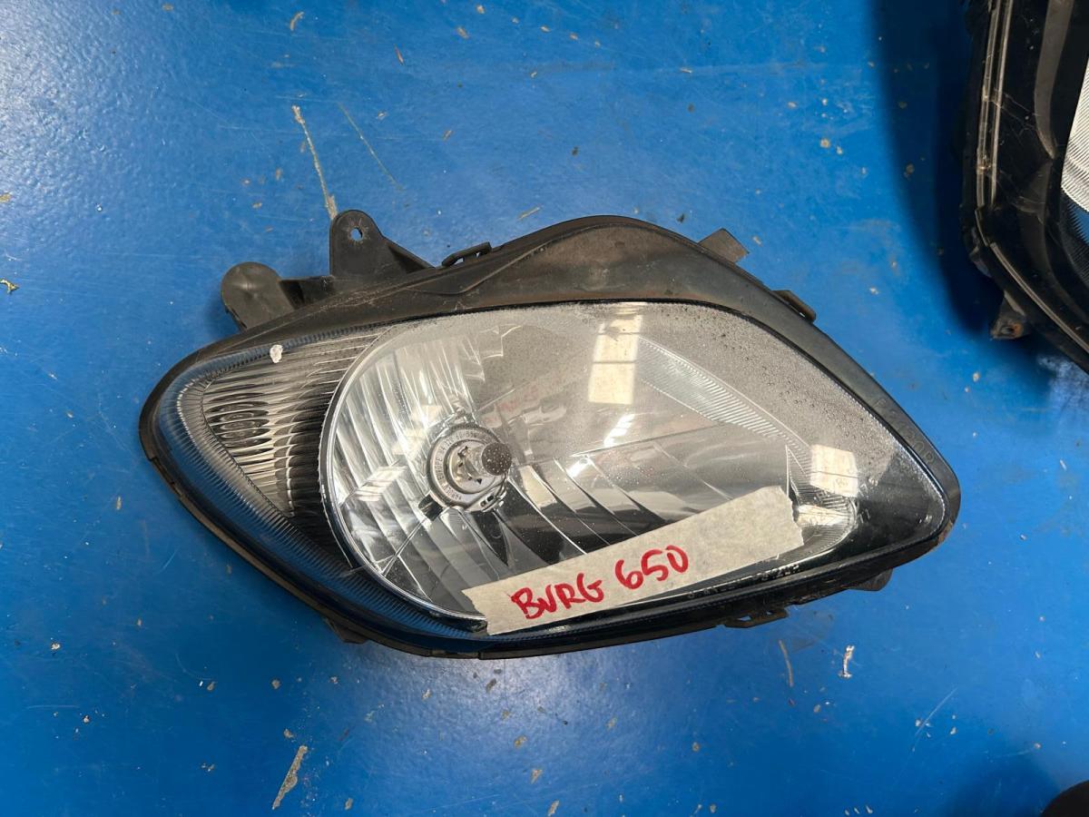 Faro derecho Burgman 650