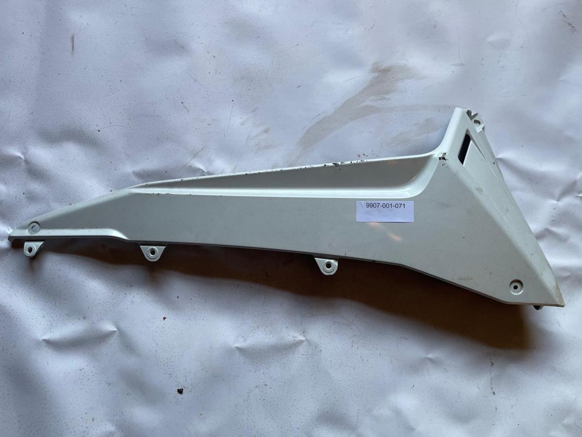 Quilla derecha Tmax 530 2012-2016