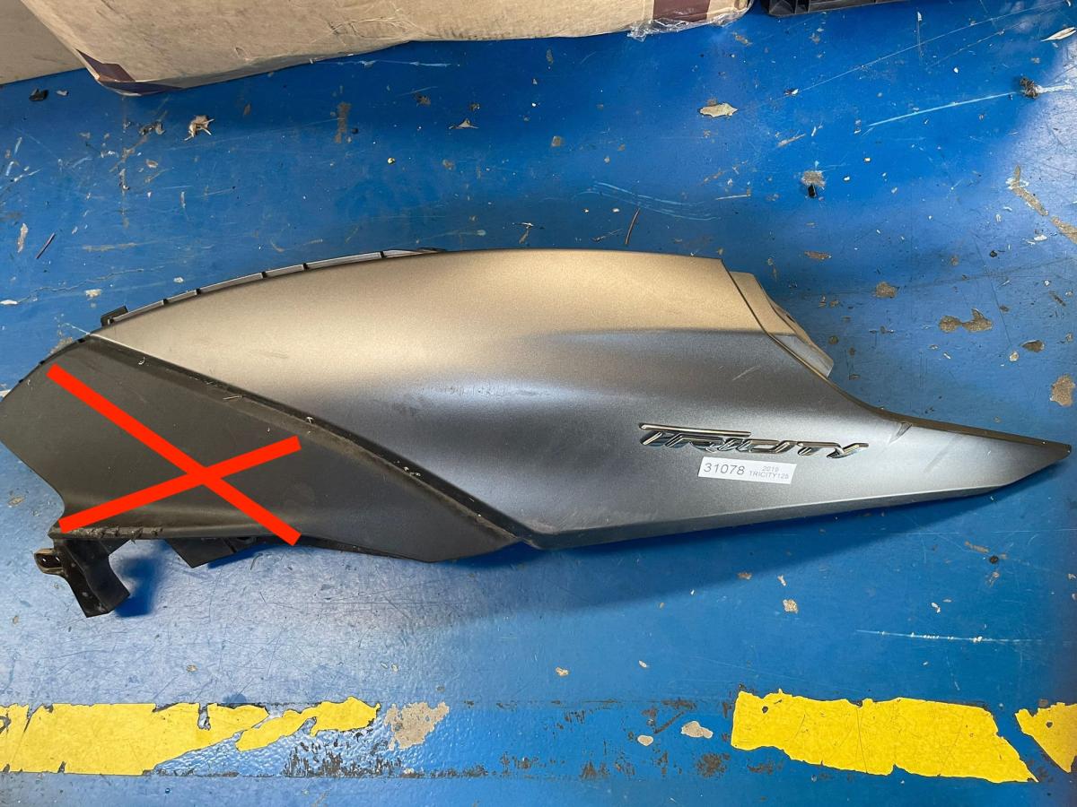 Colin izquierdo Tricity 125