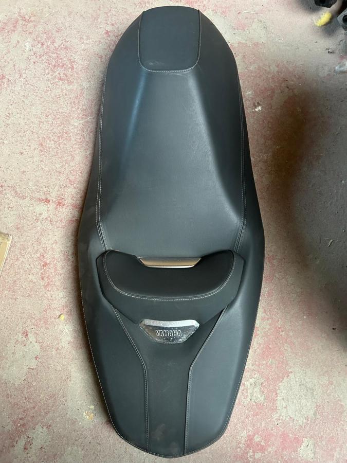 Asiento XMax 125 300 400 2018-2022