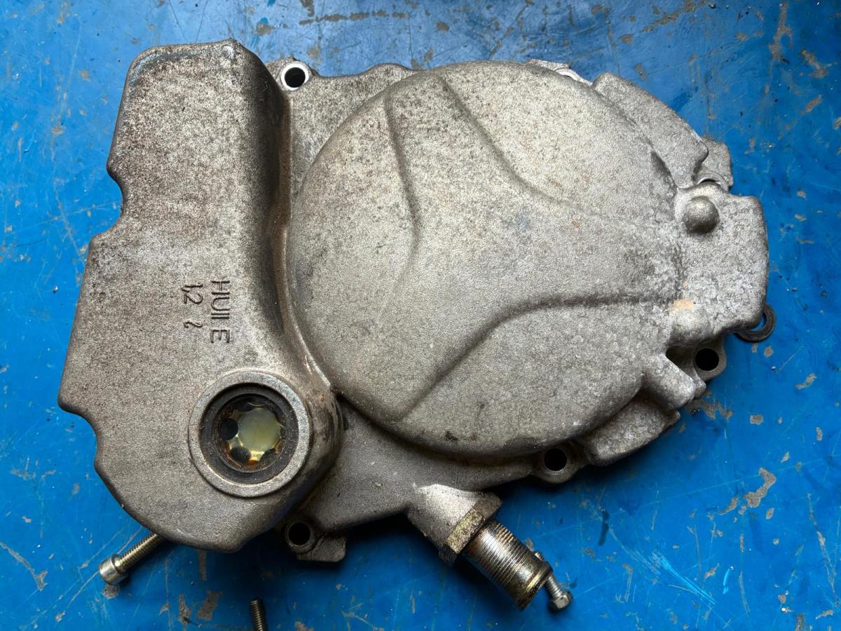 Tapa estator - alternador Peugeot Satelis 125
