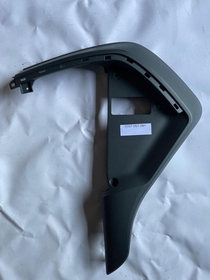 Frontal lateral Tricity 300 izquierdo ROCE