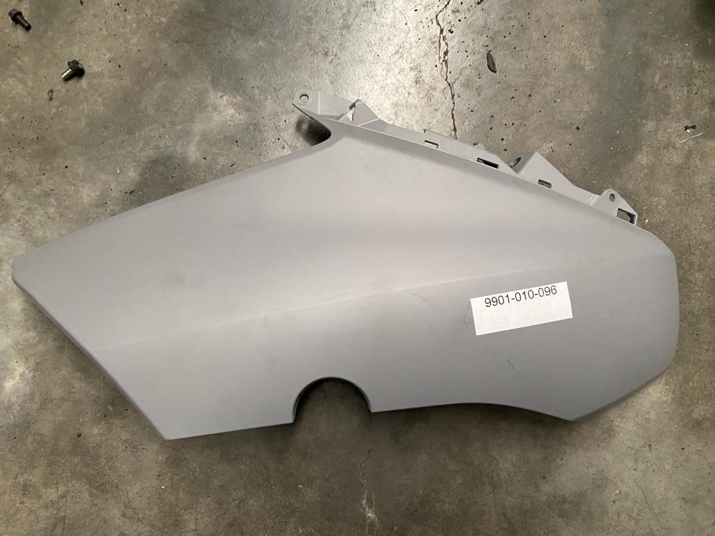 Frontal gris izquierdo XMax 125 300 400 2017-2022