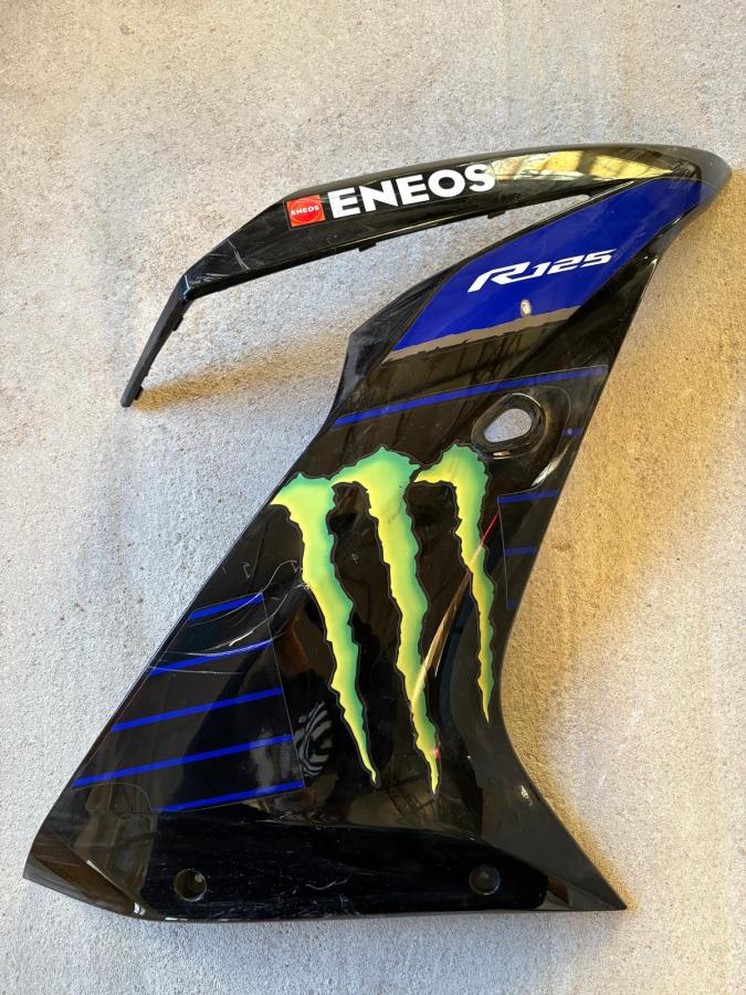 Lateral derecho YZF R125 Yamaha 2019-2022 Monster