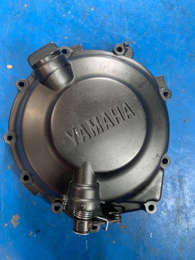 Tapa de embrague SIN LEVA Yamaha R6 2005