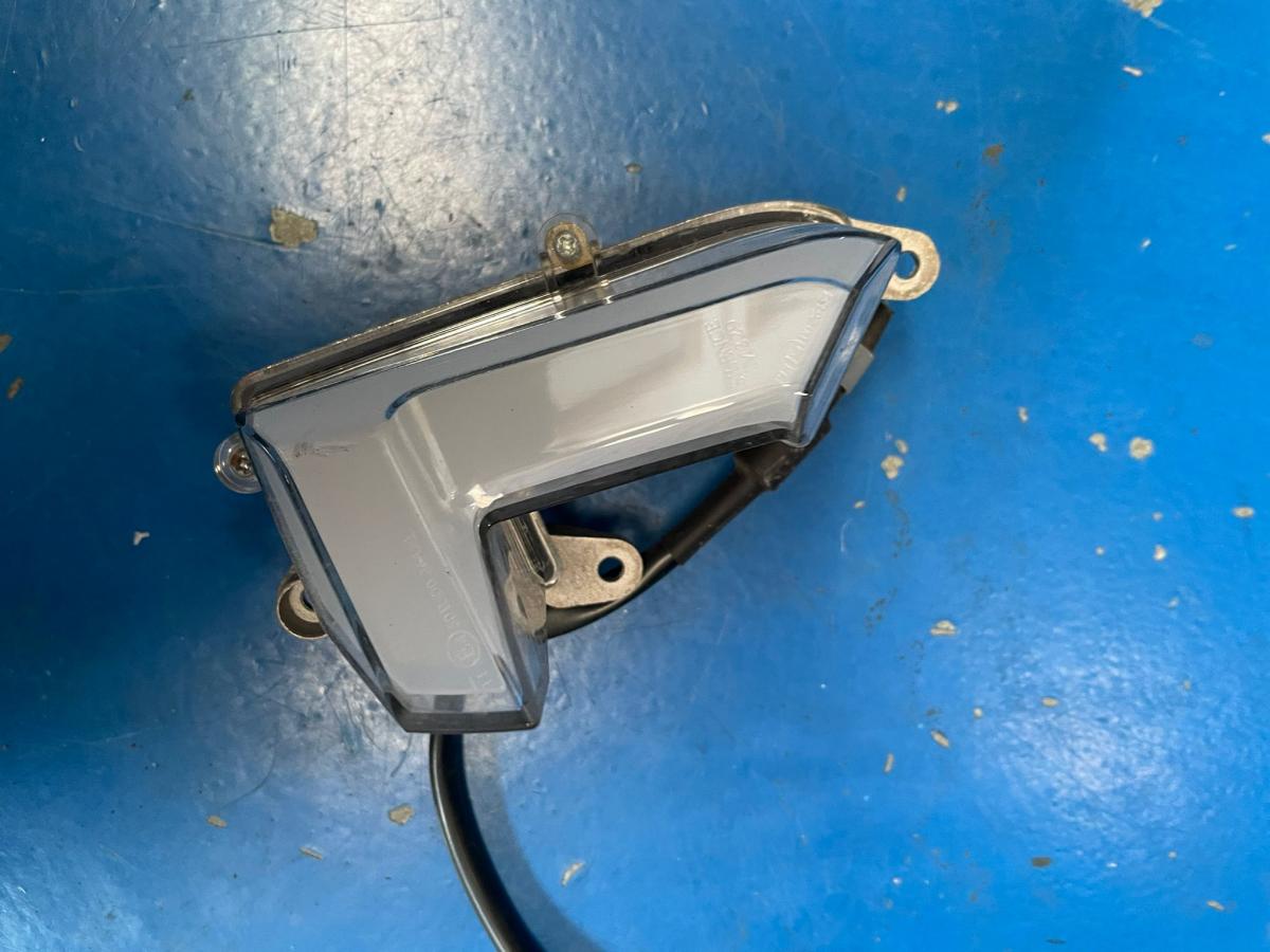 Intermitente delantero S01+ SC01 Mo izquierdo Silence Seat