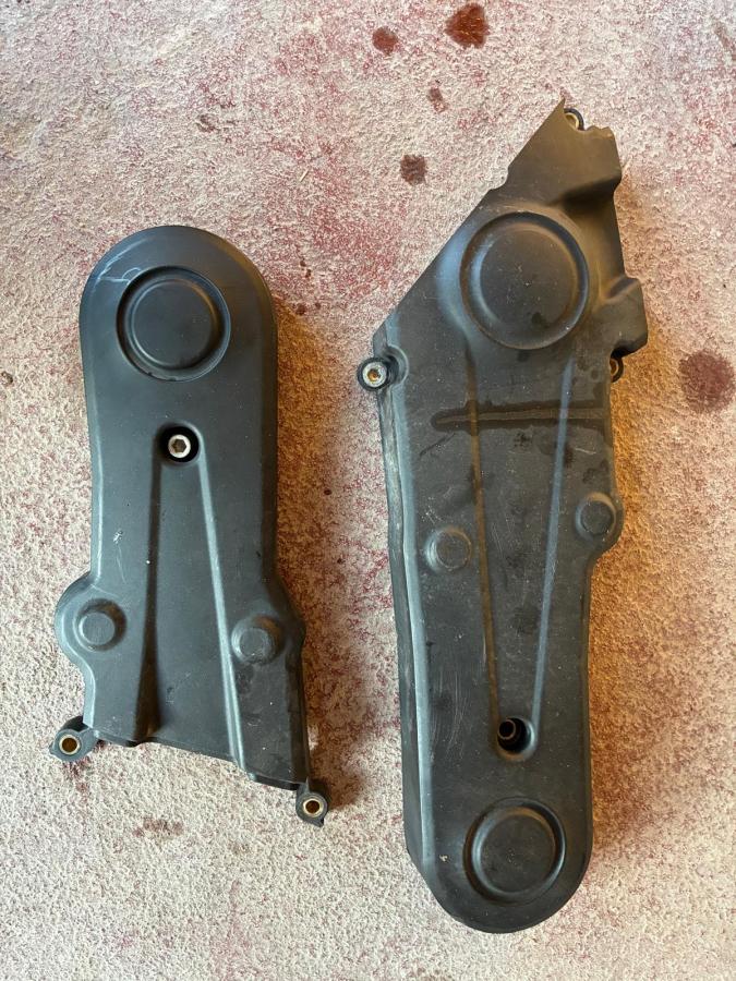 Tapas correas distribucion de Ducati Monster 696