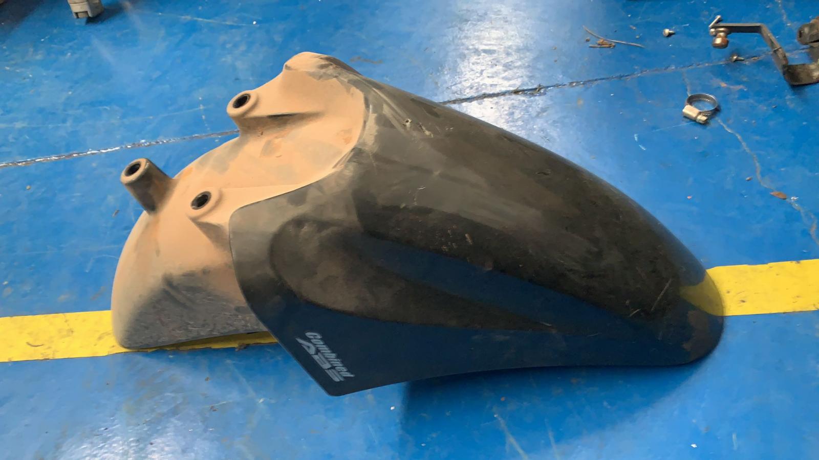 Guardabarros delantero Sh 300 i