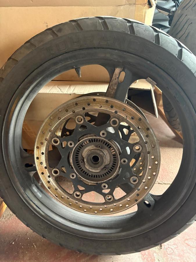 Llanta delantera Vstrom 2009 ABS