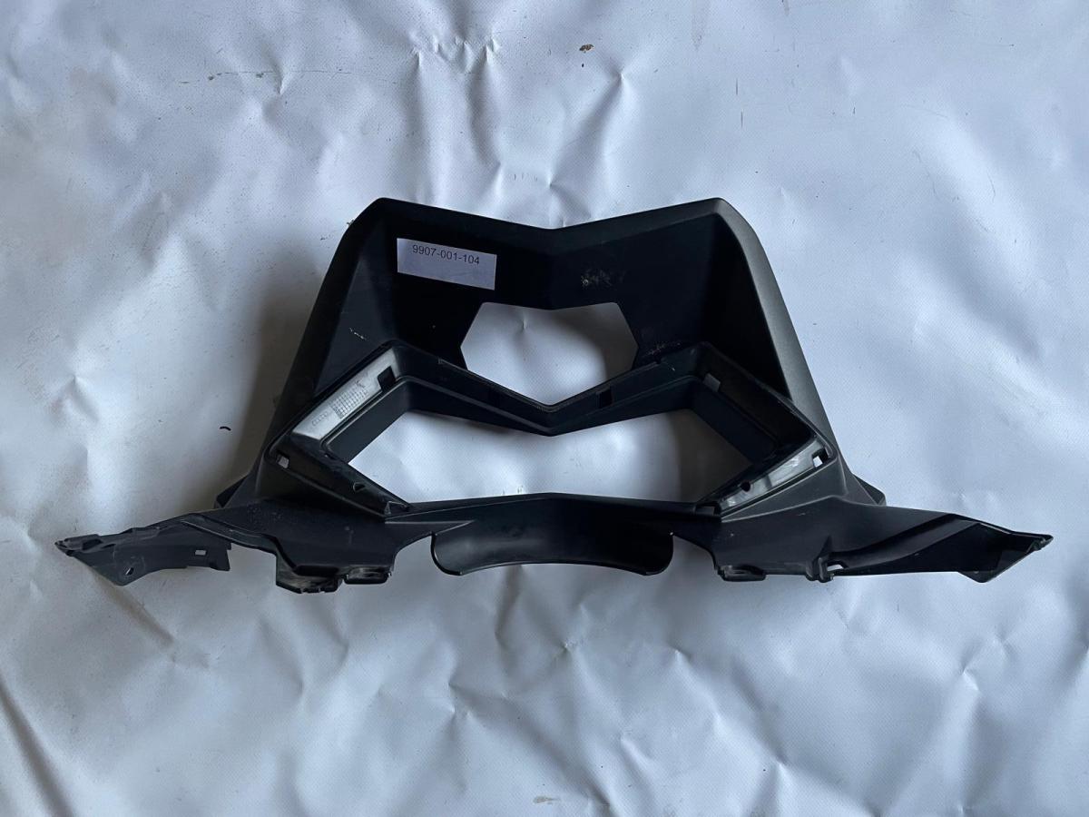 Cubre velocimetro TMax 530 2012-2016 DESPERFECTO