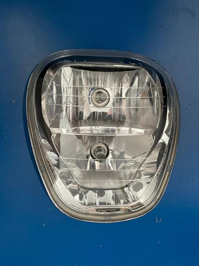 Faro delantero Beverly 300 2018