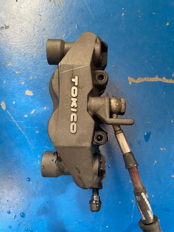 Pinzas freno Tokico GSXR 600 750 K8 K9 L0