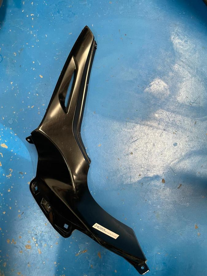 Lateral central izquierdo Piaggio Beverly 125 2015