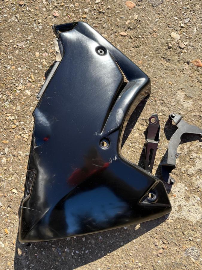 Quila izquierda CBF 1000 2016 Honda DESPERFECTOS