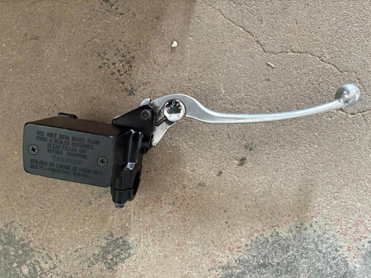 Bomba delantera C 650 GT 2017 derecha