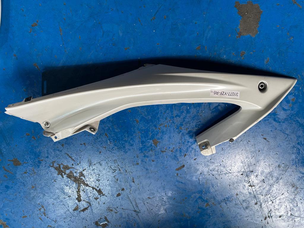 Lateral izquierdo R6 2008-2013 YZF