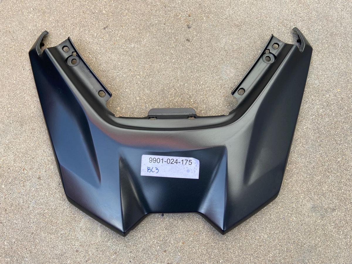 Colin tapa cierre TMax 530 2017-2019