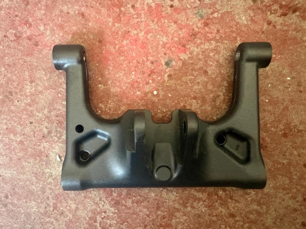 Soporte amortiguador MT 09 SP 2025 delantero Yamaha