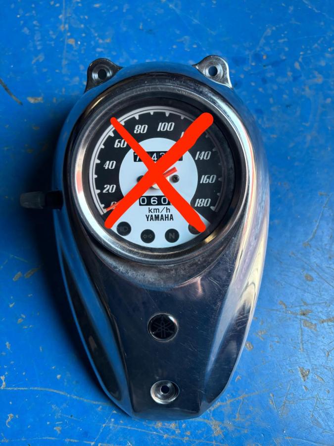 Embellecedor Dragstar 650 velocimetro Yamaha