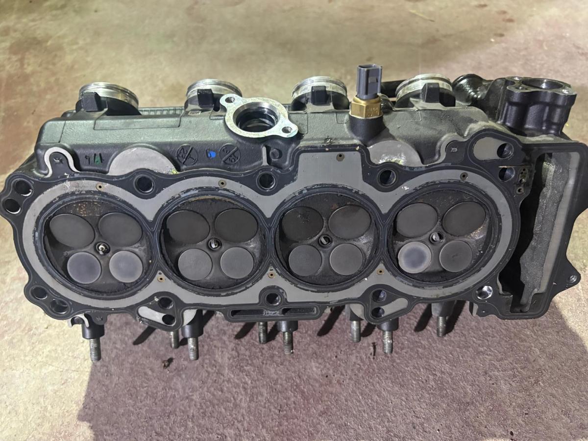 Culata Honda CBR 650 R 2020 solo 10.476 Km