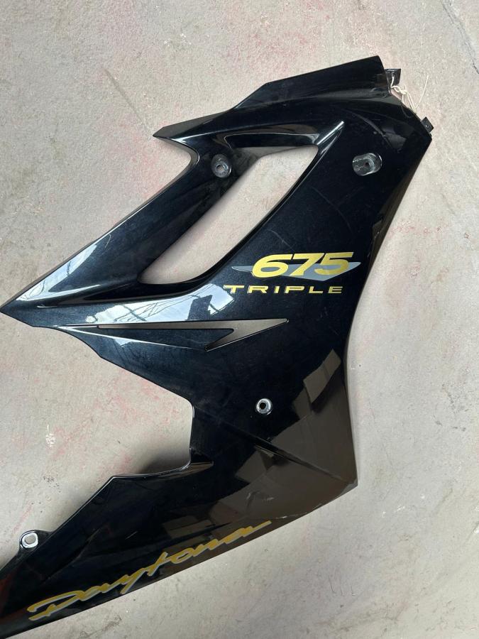 Carenado derecho Daytona 675 Triumph