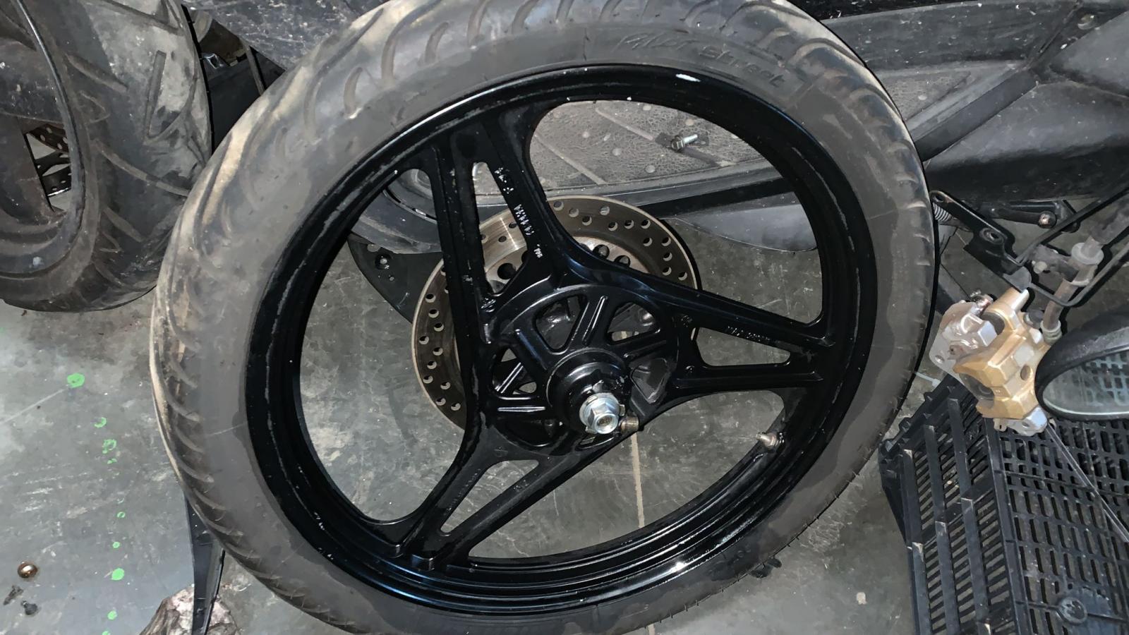 Llantas Yamaha YBR 125