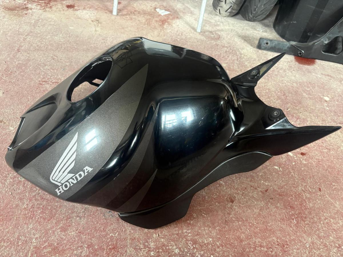 Cubre deposito CBR 1000 RR 2006-2007