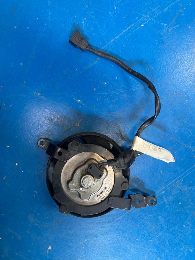 Electroventilador YZF R6 2005 derecho