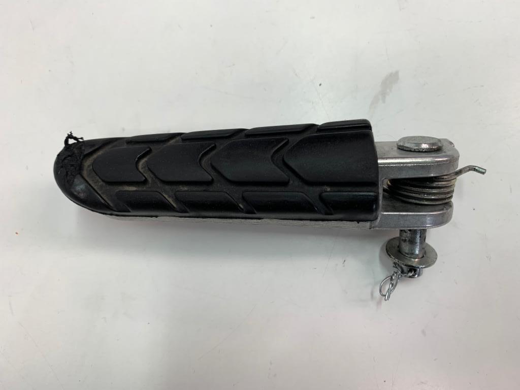 Reposapie delantero izquierdo VFR 800 VTEC