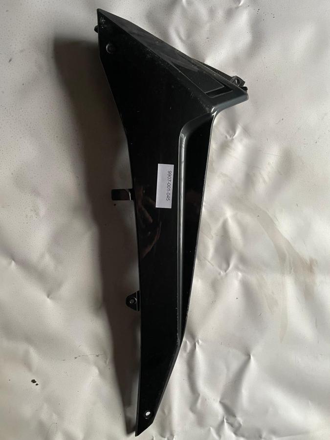 9907 001 045 Tmax 530 quilla L  (10)