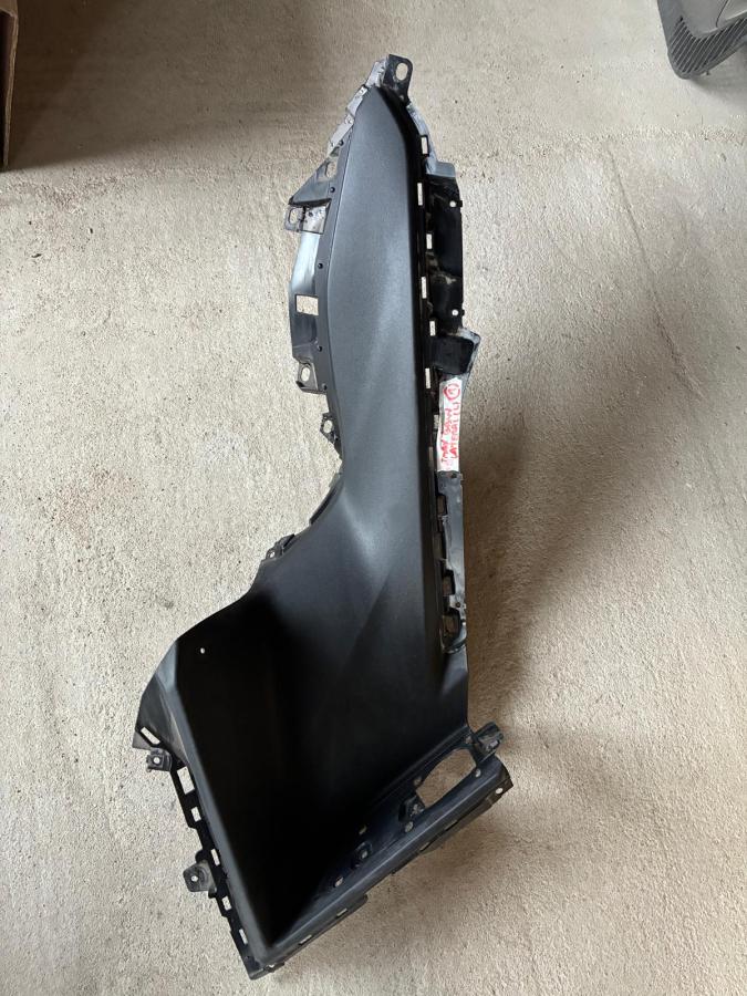 Carenado lateral izquierdo Yamaha TMax 560 2022-2025 (BBW)