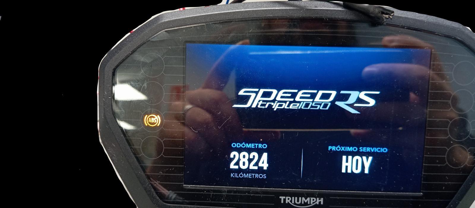 Velocimetro Speed Triple RS 1050 tacometro 2824 Km