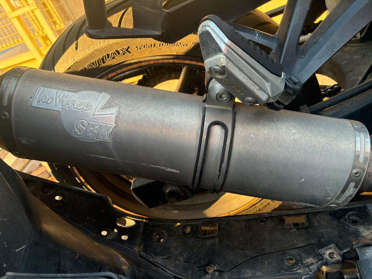 Tubo escape silencioso LEOVINCE de Suzuki Bandit 650 2009-2012 (GSF650)