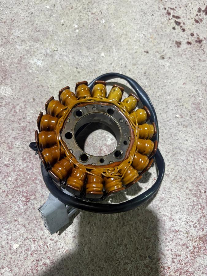 Estator ORIGINAL CBR 650 R 2021 Honda alternador