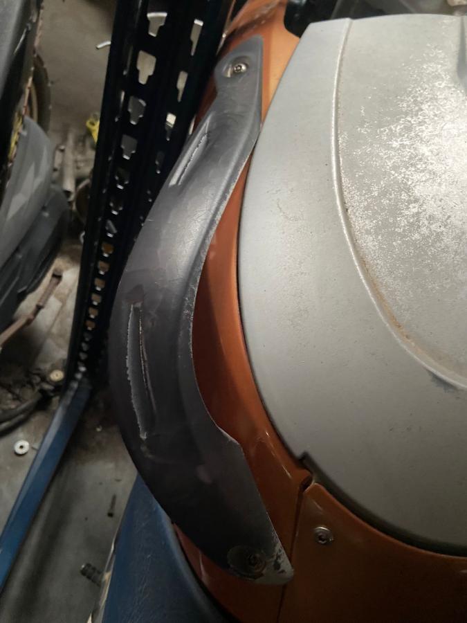 Asa izquierda BMW CS 650 Scarver