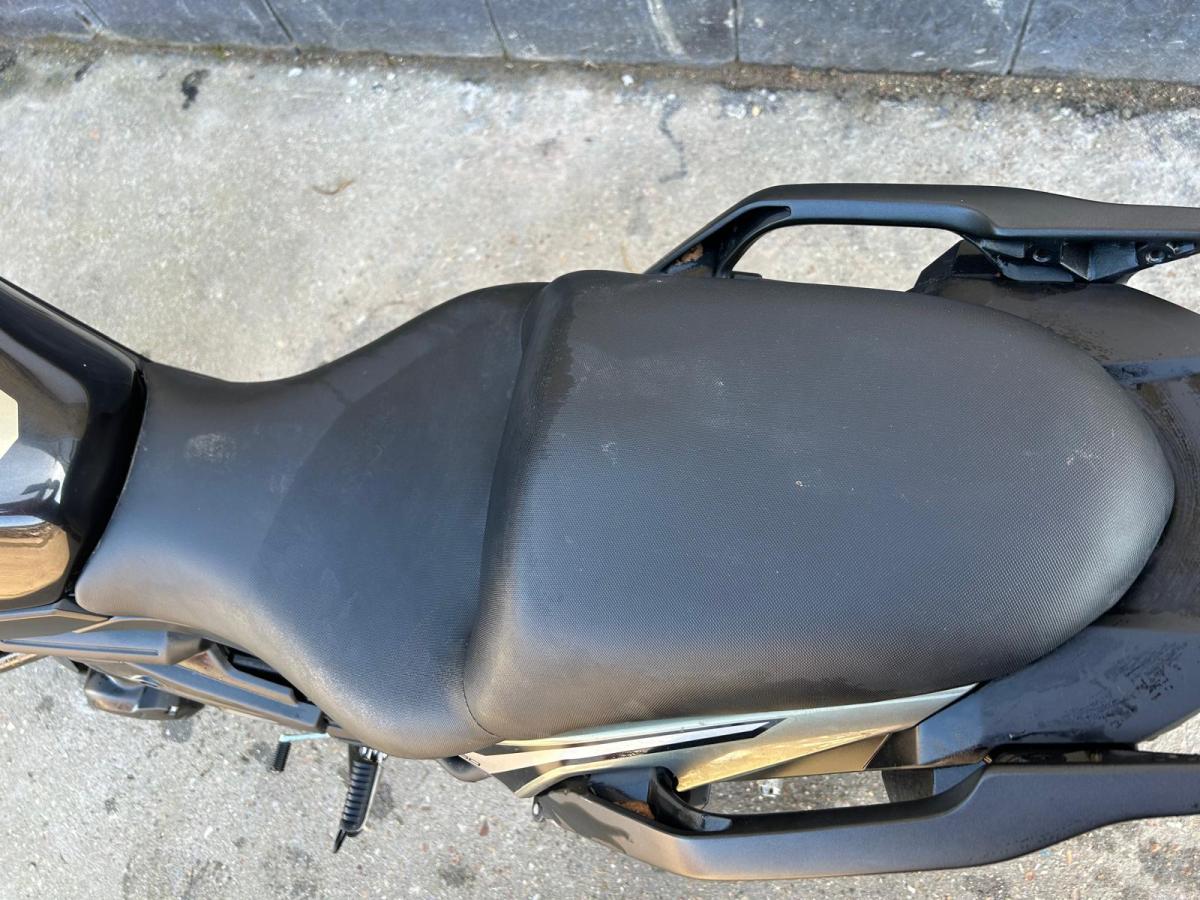 Asiento Versys 650 2022-2025