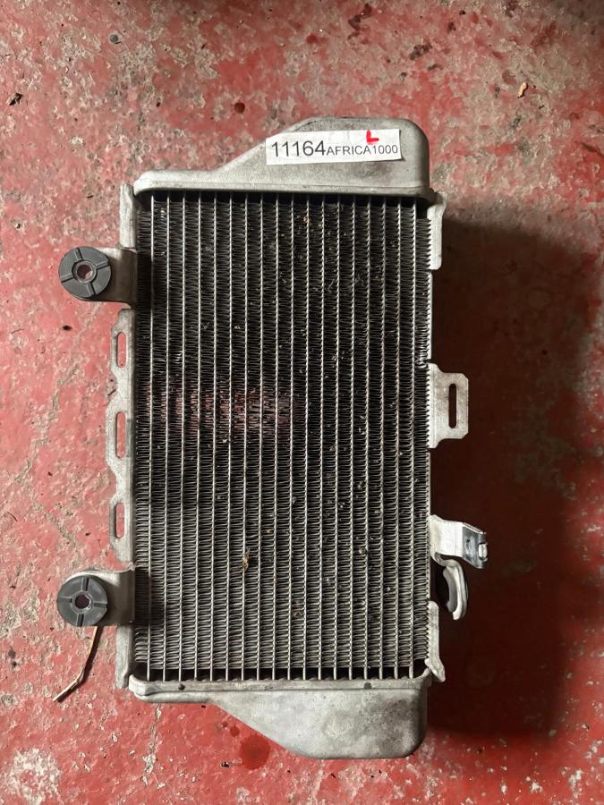 Radiador izquierdo Africa Twin 1000 CRF