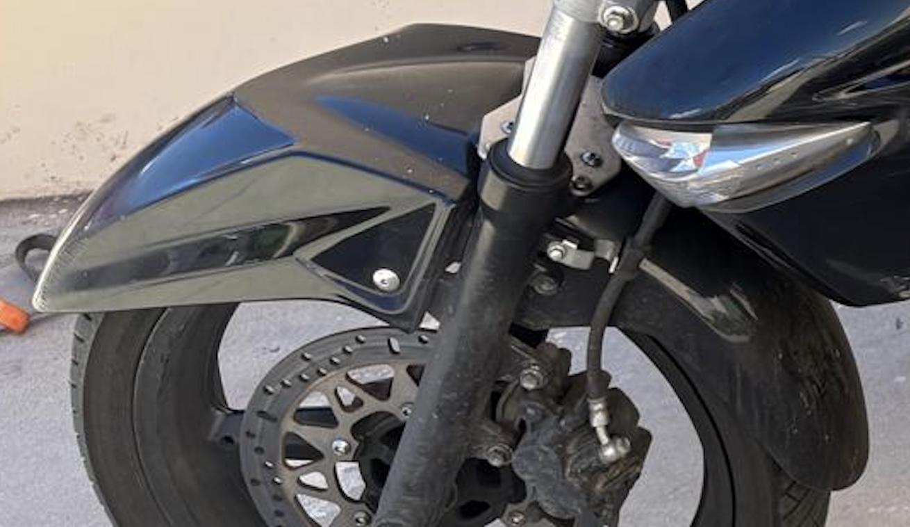 Guardabarros Inazuma 250 delantero Suzuki
