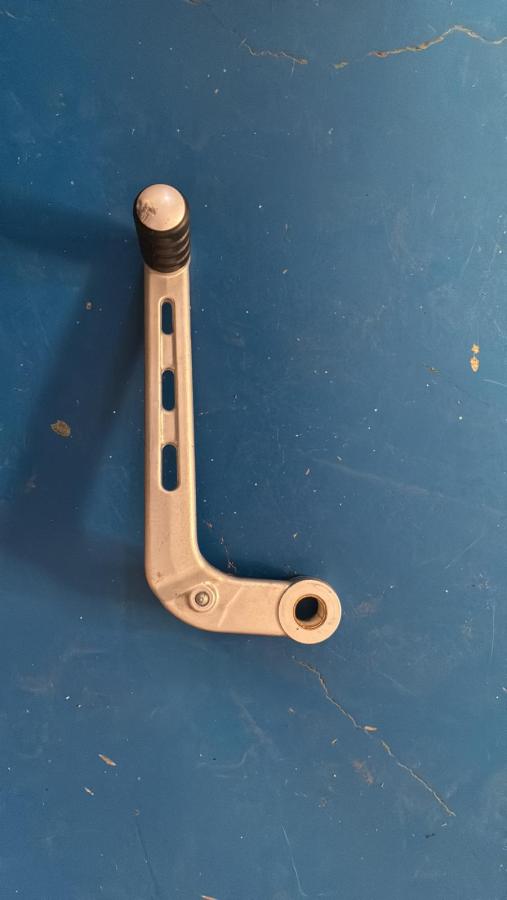 Pedal cambio de Triumph Speed Triple 1050 RS 2018-2020