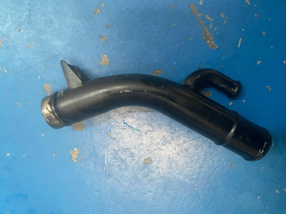 Tubo agua Z 1000 2010 - 2013 refrigeracion