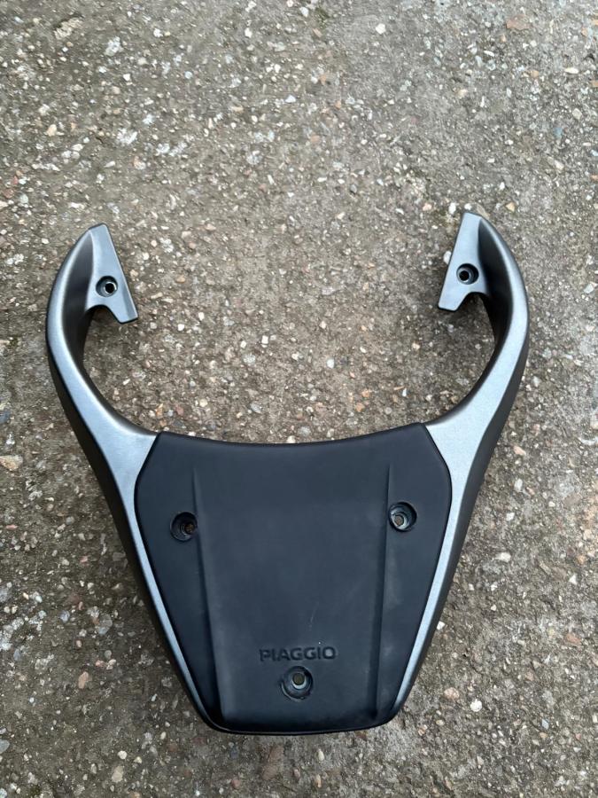 Asa trasera Beverly 125 300 350