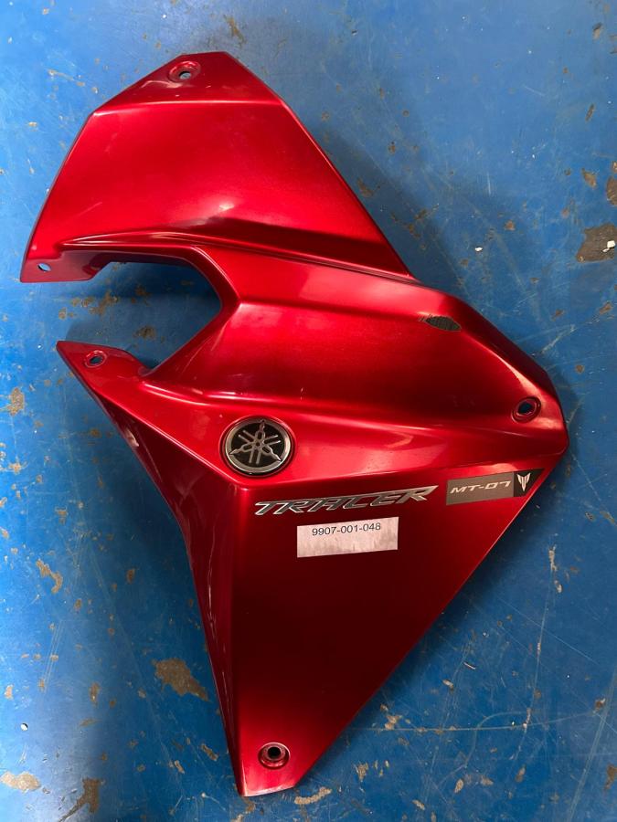 Carenado lateral izquierdo Tracer 700 2016-2019 (BC6)