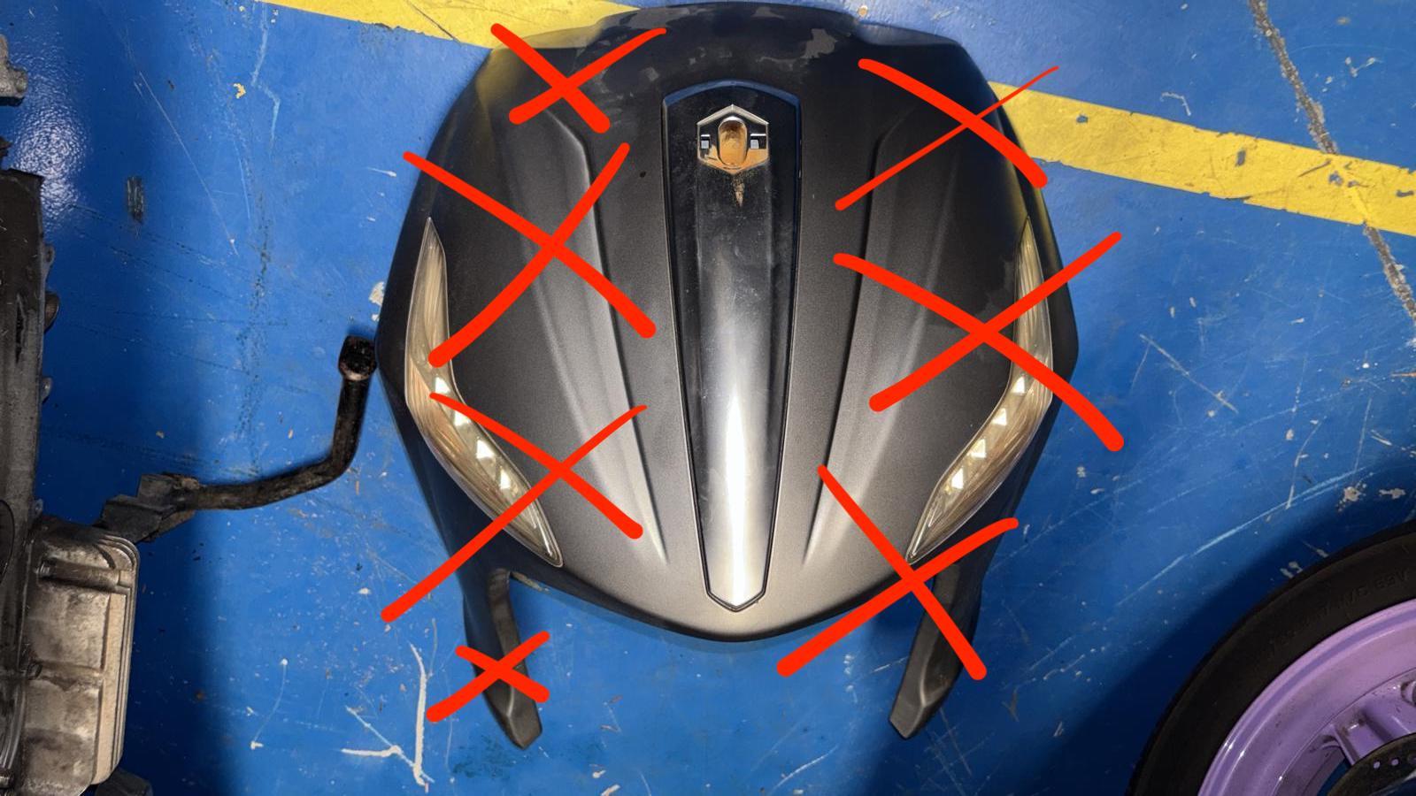 Embellecedor frontal Beverly 125 300 Piaggio
